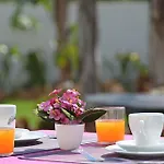 Rotte E Sentieri Bed & Breakfast 4*