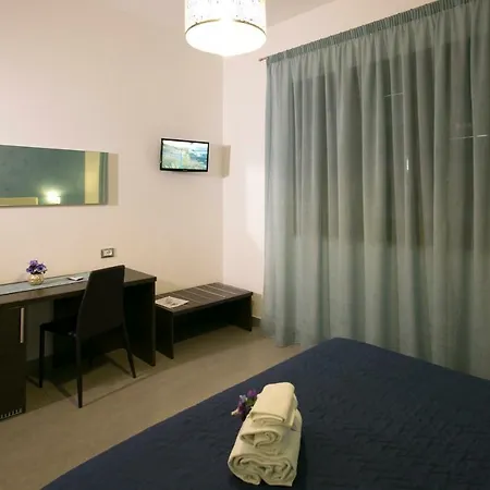 Rotte E Sentieri Castelluzzo