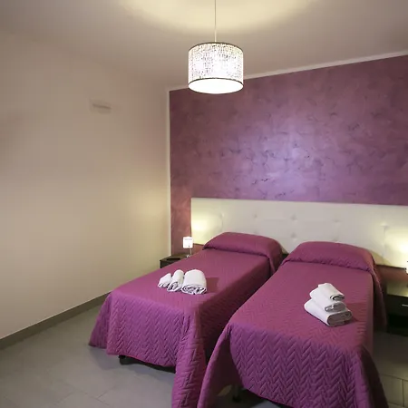 Rotte E Sentieri Oda ve Kahvaltı Castelluzzo