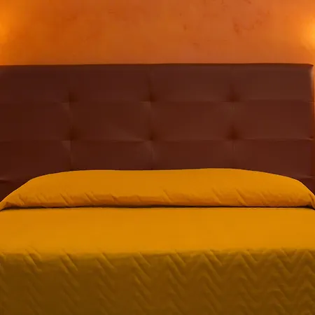 לינה וארוחת בוקר Rotte E Sentieri 4*