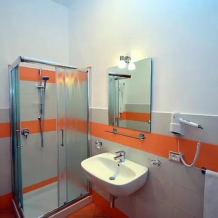 Oda ve Kahvaltı Rotte E Sentieri Castelluzzo