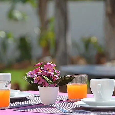Rotte E Sentieri Bed & Breakfast 4*