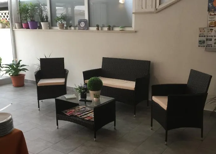 Rotte E Sentieri 4* Кастеллуццо